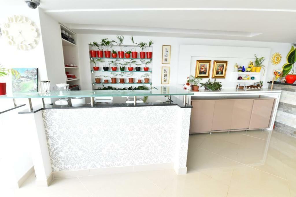 Ozana Apartament Apartment Constanta Luaran gambar