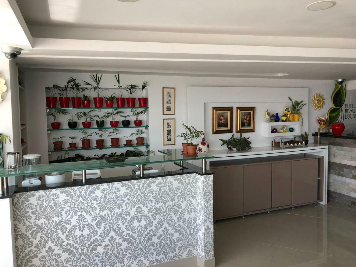 Ozana Apartament Apartment Constanta Luaran gambar